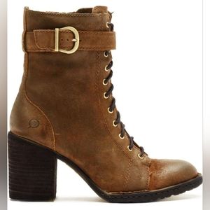 NWT Born Cass Block Heel Boot in Rust Suede Leather Size 8M